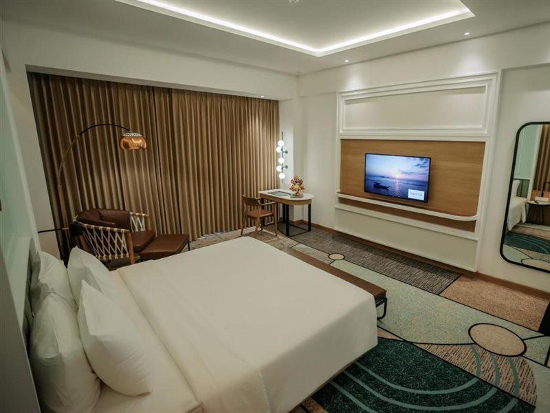 Luwansa Hotel&Convention Center Manado Exterior foto